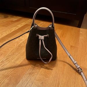 Micheal kors bag